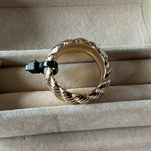 NORDSTROM RACK Textured Wide Band Ring - Picture 6 of 10